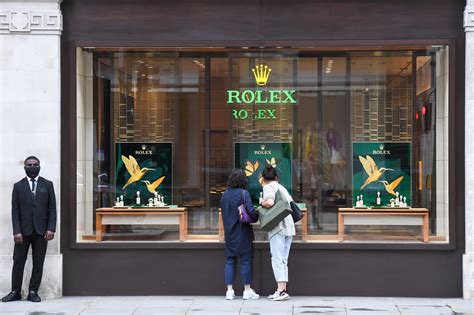 is it better to buy rolex in switzerland|biggest rolex store in switzerland.